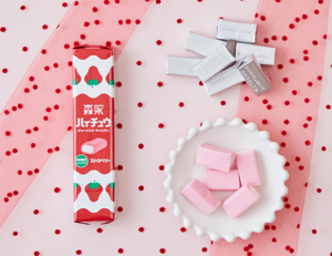 【ローソン】感謝還元チャレンジ記念商品 森永製菓 ハイチュウ ストロベリー 復刻デザイン