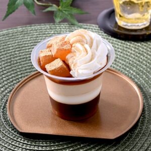 ファミマ新作！クリームわらび餅パフェが登場！和と洋の絶妙な融合で人気急上昇！