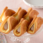 甘い誘惑、口どけチョコと滑らかカスタードが贅沢なふんわりワッフル チョコとカスタード