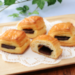 クロワッサンの優雅さ、チョコレートの濃厚な魔法