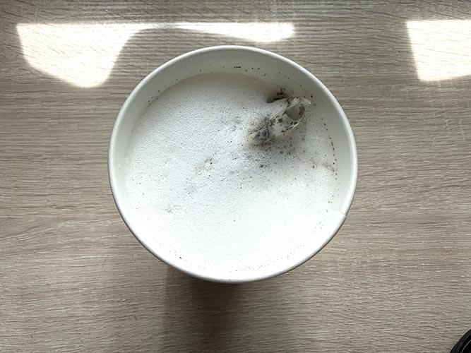 【実飲】ローソンほうじ茶ラテ茶葉2倍レビュー！濃さや2度楽しむ裏技