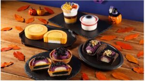 ローソン新作ハロウィンスイーツ!青い瞳のケーキなど5品が10/23発売